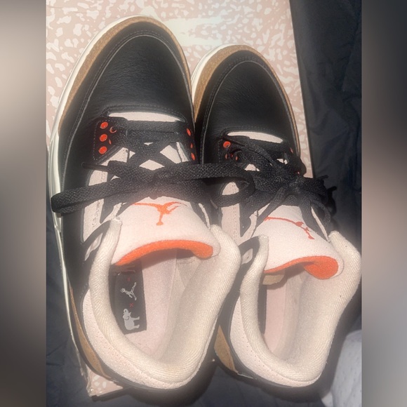 Jordan 3 - Picture 2 of 6